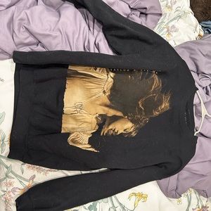 Taylor Swift pullover
